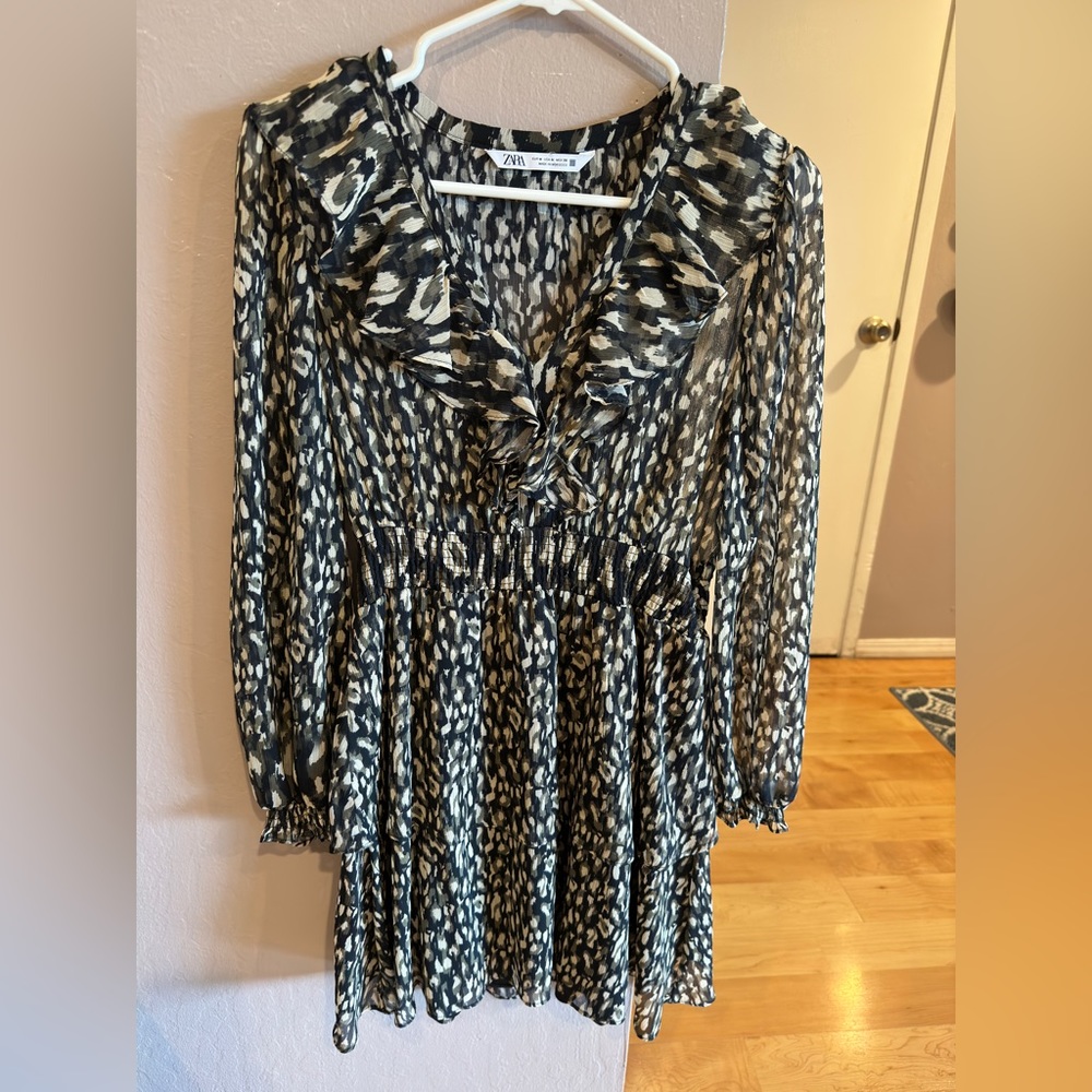 Zara Mini dress long sleeve